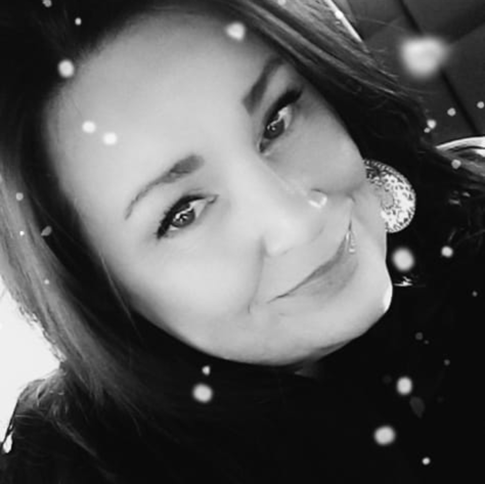 Meet your Posher, Brettdelora